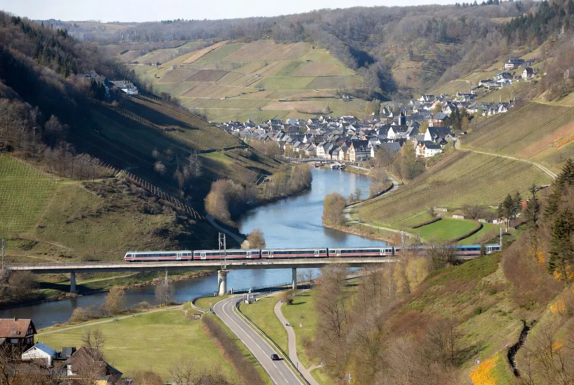 How to Travel Around Germany Easily